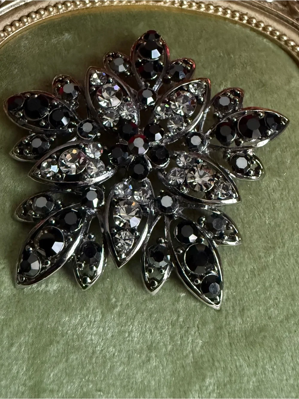 N/A sparkling black